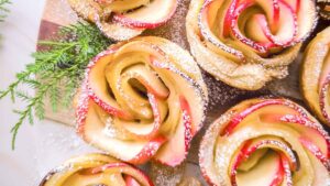 Cinnamon Apple Rose Pastry